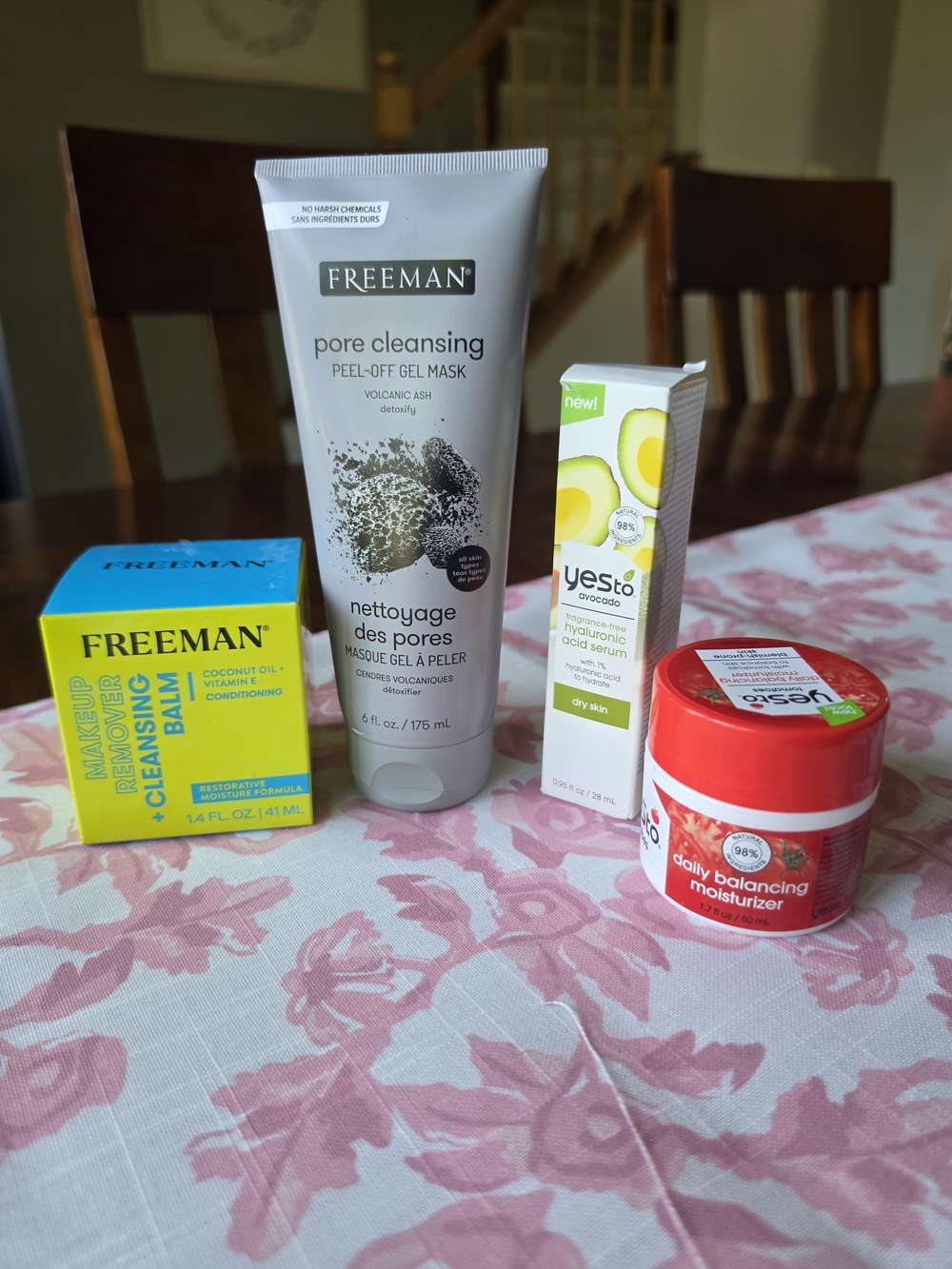 Freeman And YES TO Skincare Set